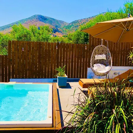 Izabela With Private Pools Apartment Hersonissos (Crete)